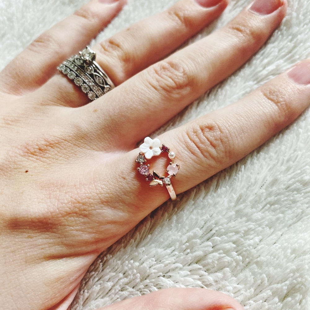 Butterfly Ring - Picture 3 of 5